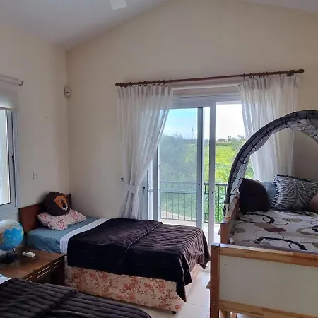 Fab Sea And Mountain View Villa, Walking Distance From The Sandy