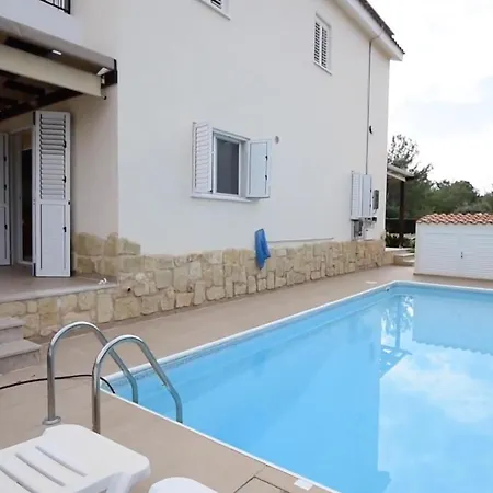 Ferienhaus Fab Sea And Mountain View Villa, Walking Distance From The Sandy Yialia