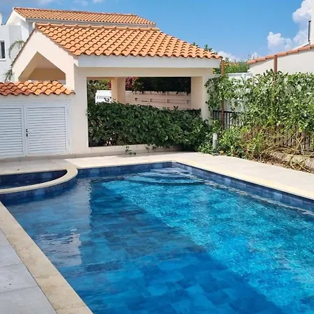 Fab Sea And Mountain View Villa, Walking Distance From The Sandy *