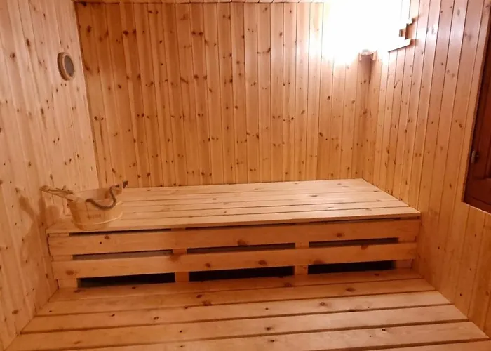 Fab Sea And Mountain View Villa, Walking Distance From The Sandy Casa de Férias