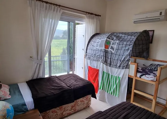 Fab Sea And Mountain View Villa, Walking Distance From The Sandy Casa de Férias Yialia